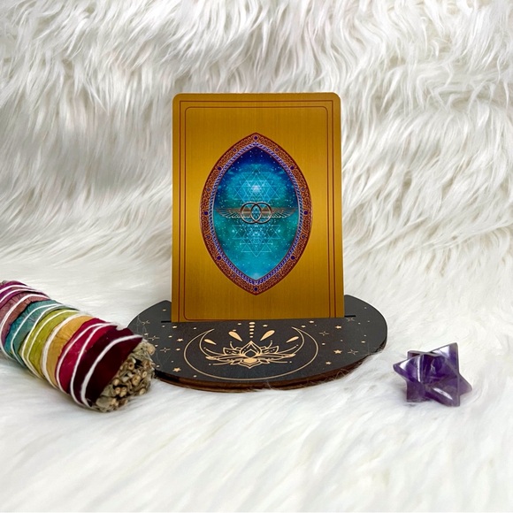 Keepers of the Light Oracle Card Deck LIKE NEW - Picture 4 of 6